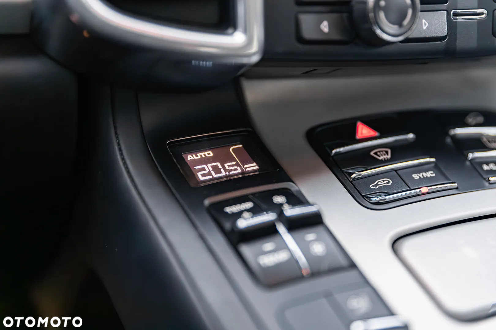 Porsche Cayenne Turbo - 18