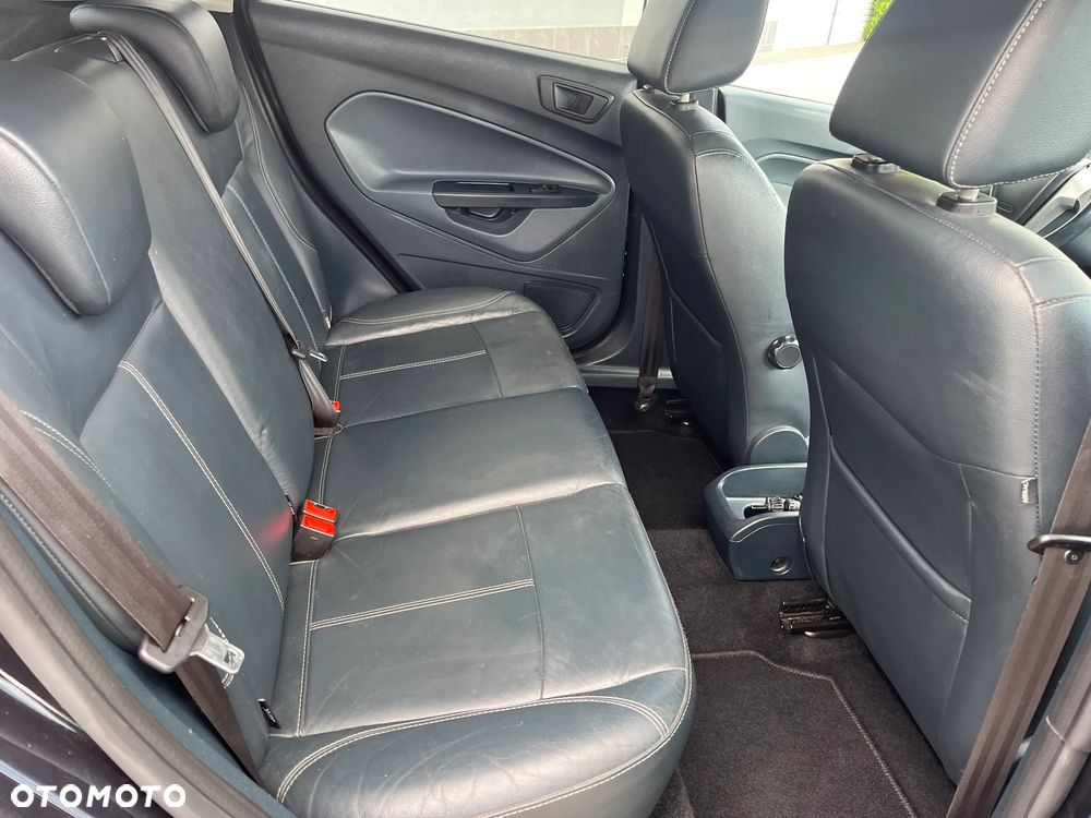 Ford Fiesta 1.6 TDCi Titanium X - 20