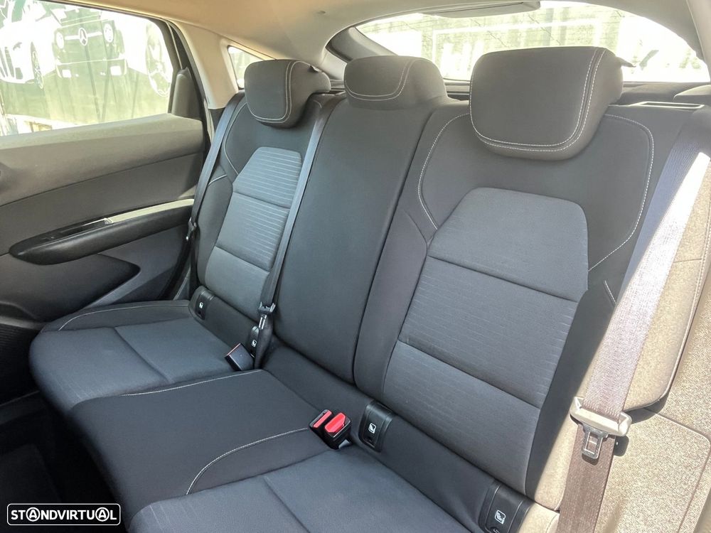 Renault Arkana 1.6 E-Tech Intens - 16