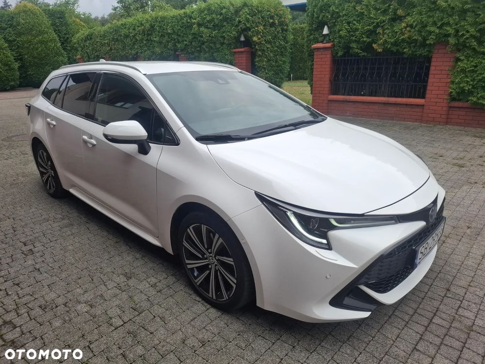 Toyota Corolla 2.0 Hybrid Style - 2