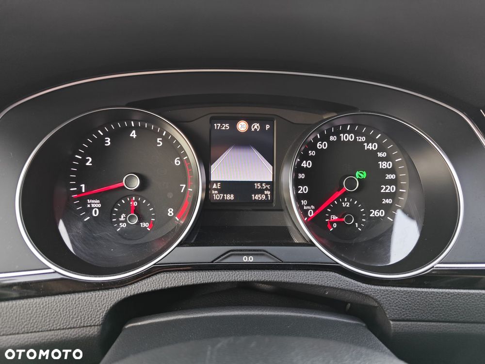Volkswagen Passat 2.0 TSI Business DSG - 12