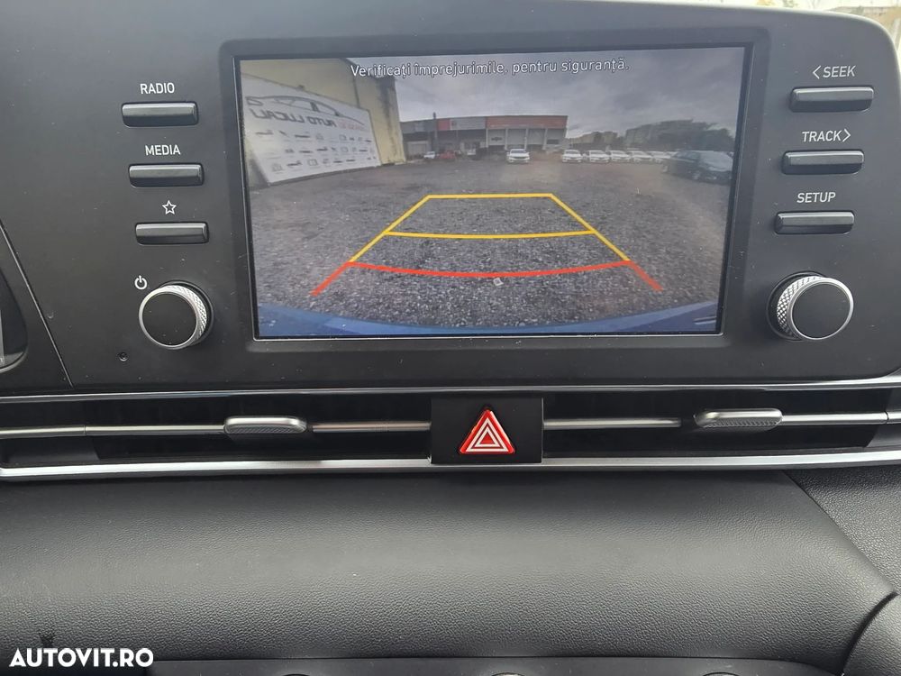 Hyundai Elantra 1.6 l 123 CP CVT Comfort - 18