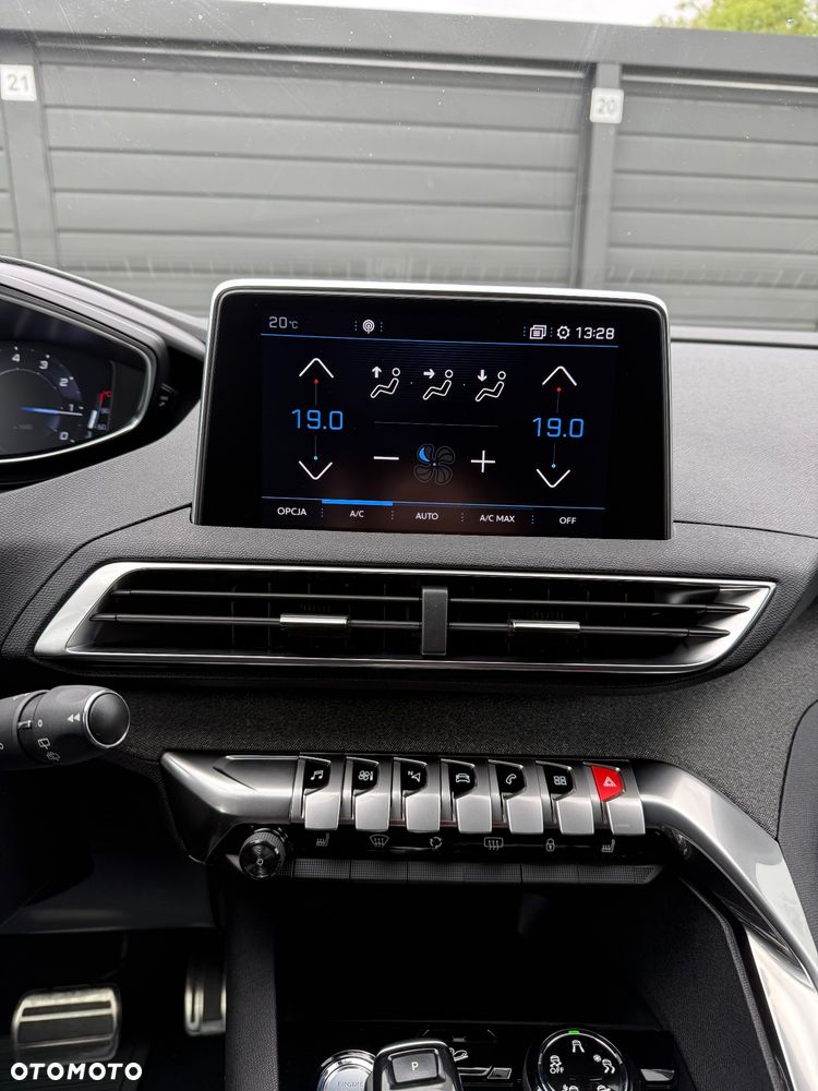 Peugeot 5008 1.6 PureTech GT Line S&S EAT8 - 30