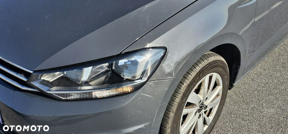 Volkswagen Touran - 9