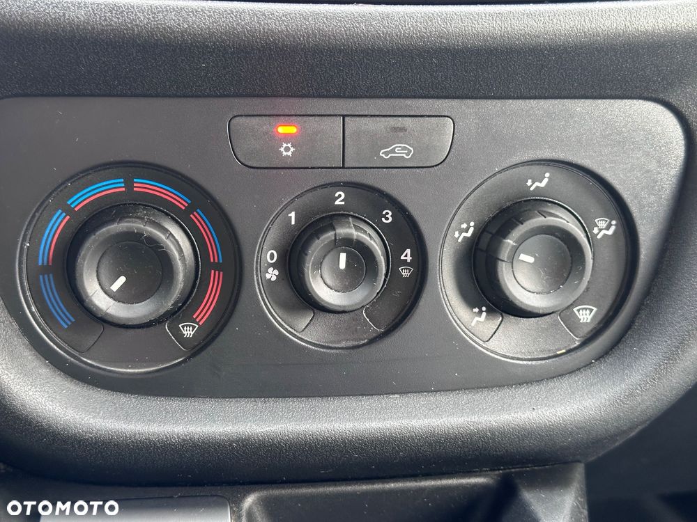 Fiat Doblo - 17