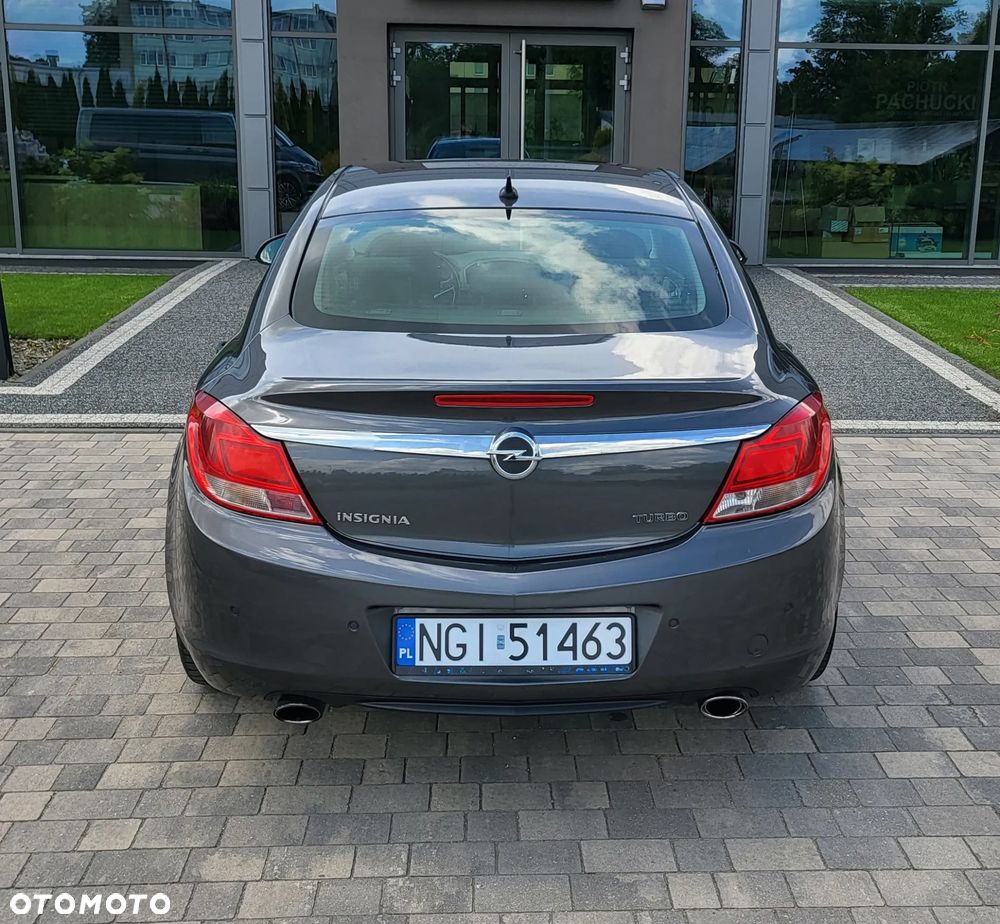 Opel Insignia 2.0 Turbo Cosmo - 9