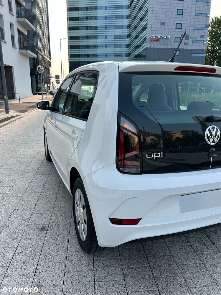 Volkswagen up! 1.0 move - 9