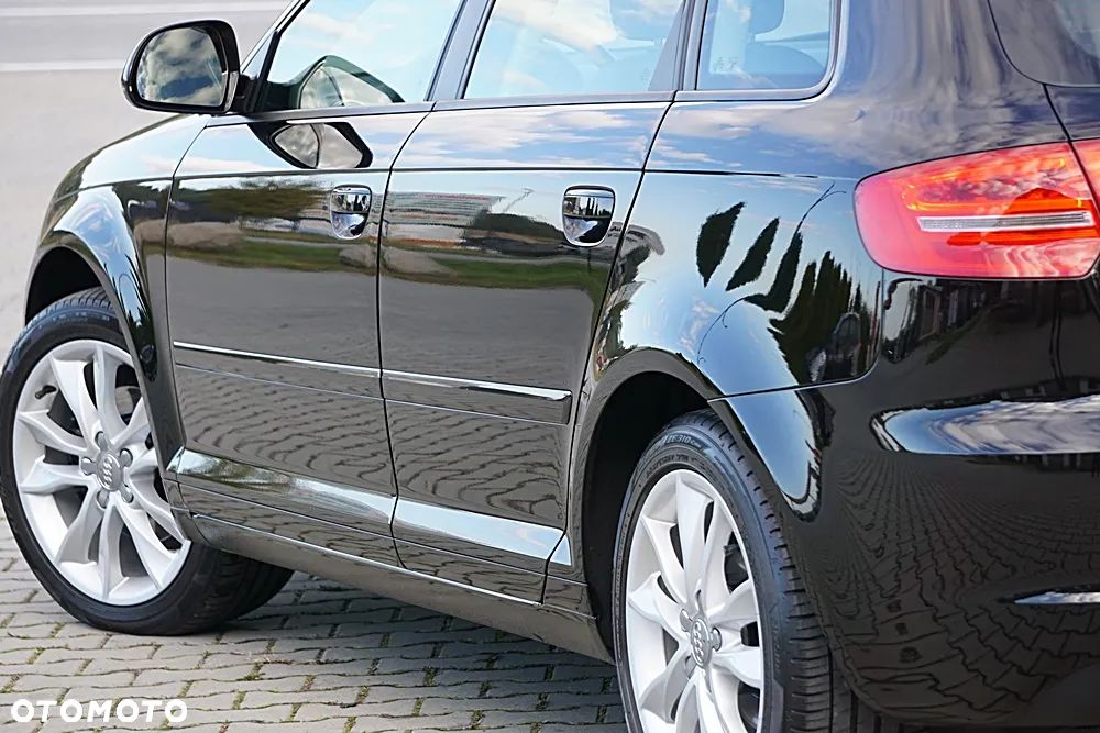 Audi A3 Sportback - 17