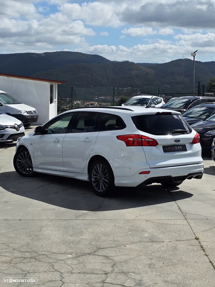 Ford Focus SW 1.0 EcoBoost S&S ST-LINE - 3