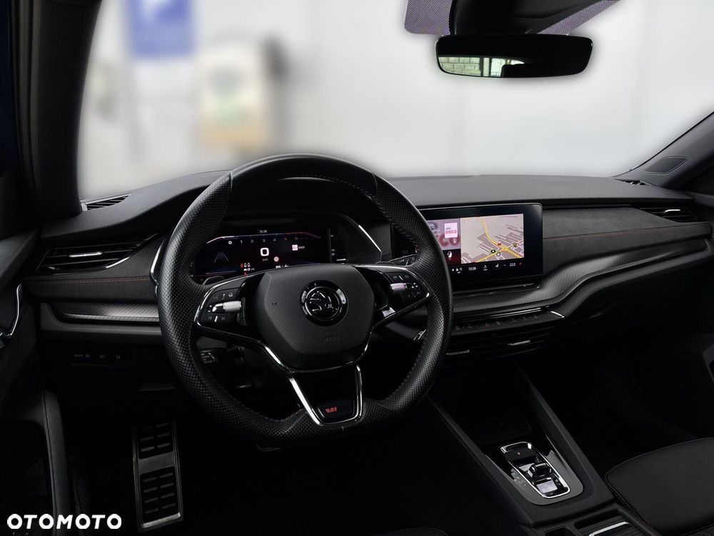 Skoda Octavia 2.0 TDI RS DSG - 14
