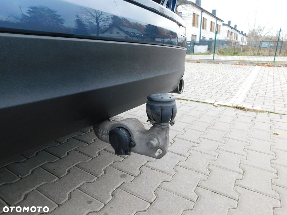 Volvo XC 60 D4 Momentum Pro - 12