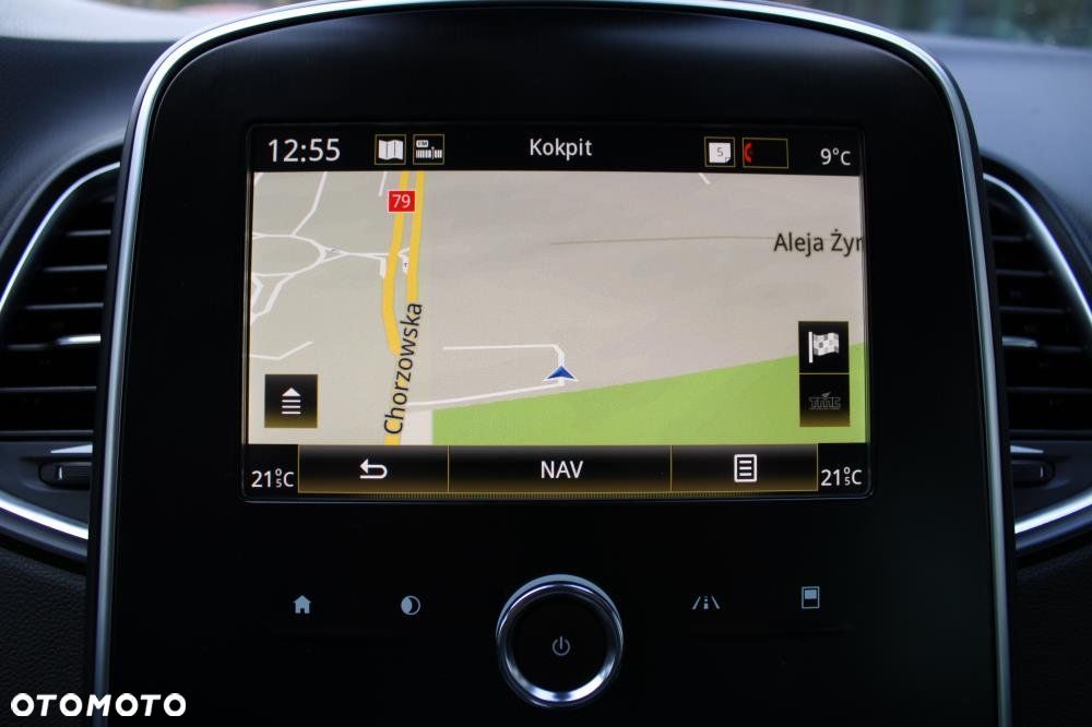 Renault Grand Scenic - 17