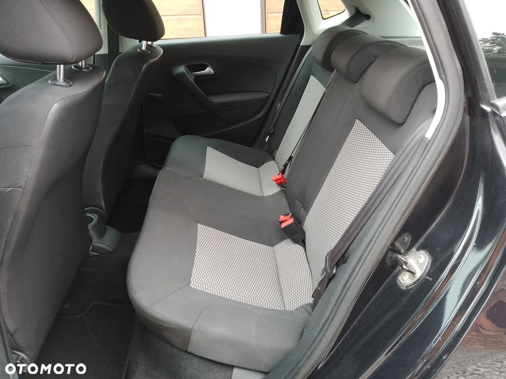 Volkswagen Polo - 12
