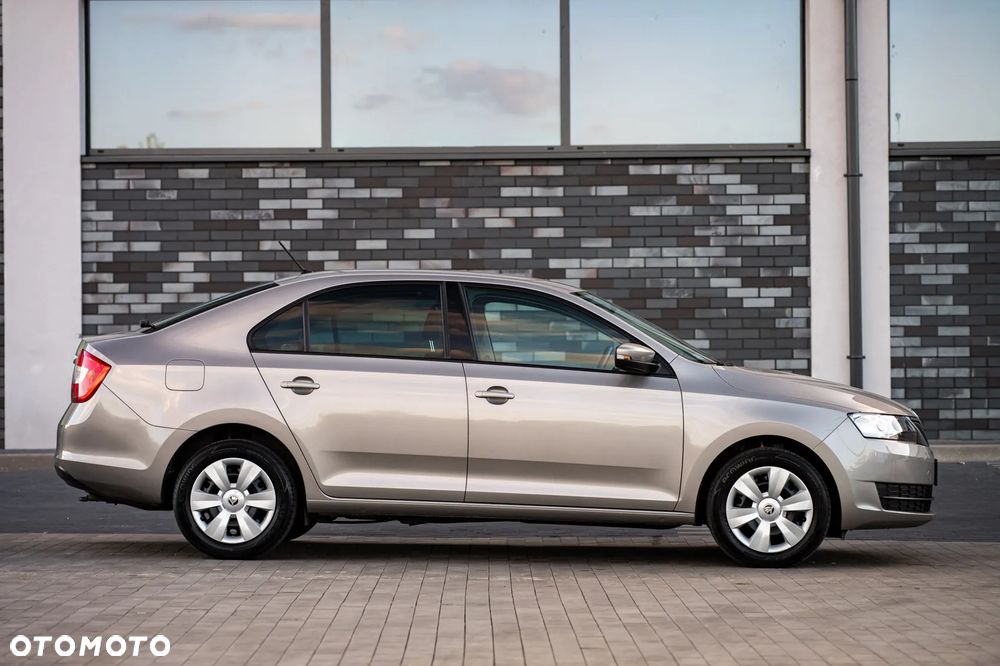 Skoda RAPID 1.2 TSI Active - 7