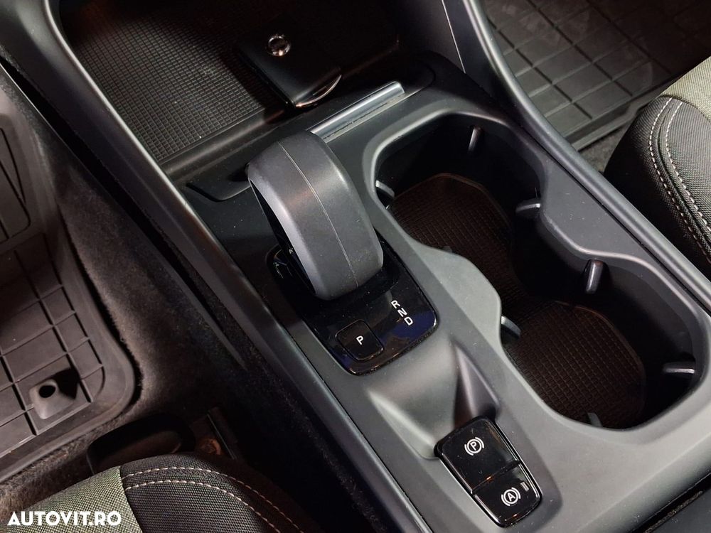 Volvo XC 40 - 24