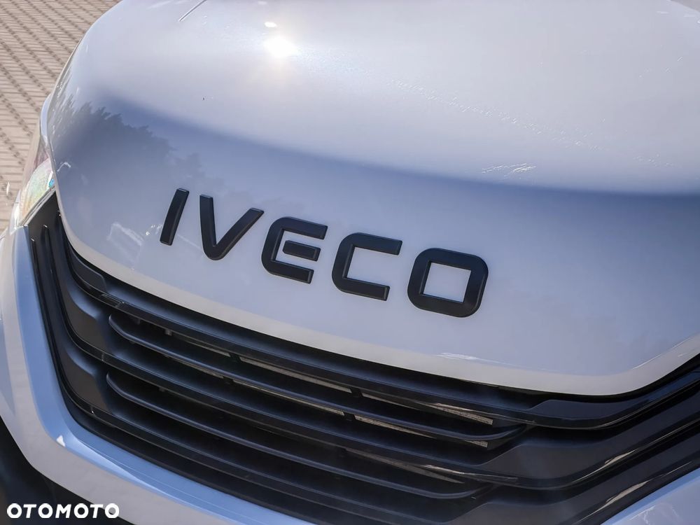 Iveco Daily 35S18HA8 V 3.0 Diesel 180 KM AT8 (ZF) L4H3 Brygadówka! - 29