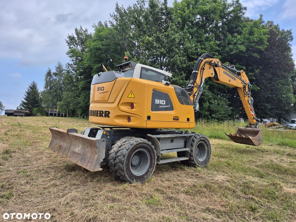 Liebherr 910 - 11