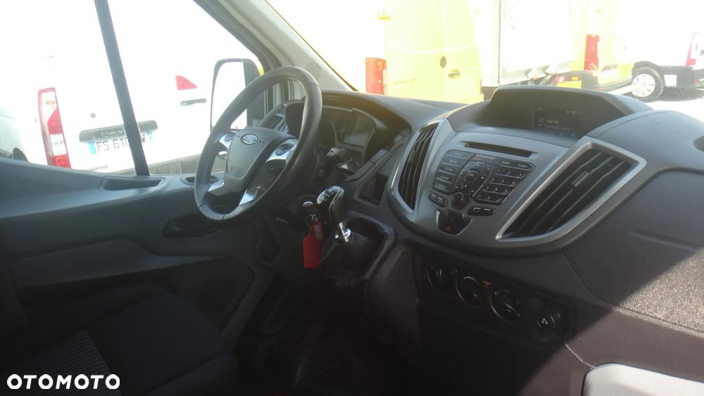 Ford TRANSIT - 9