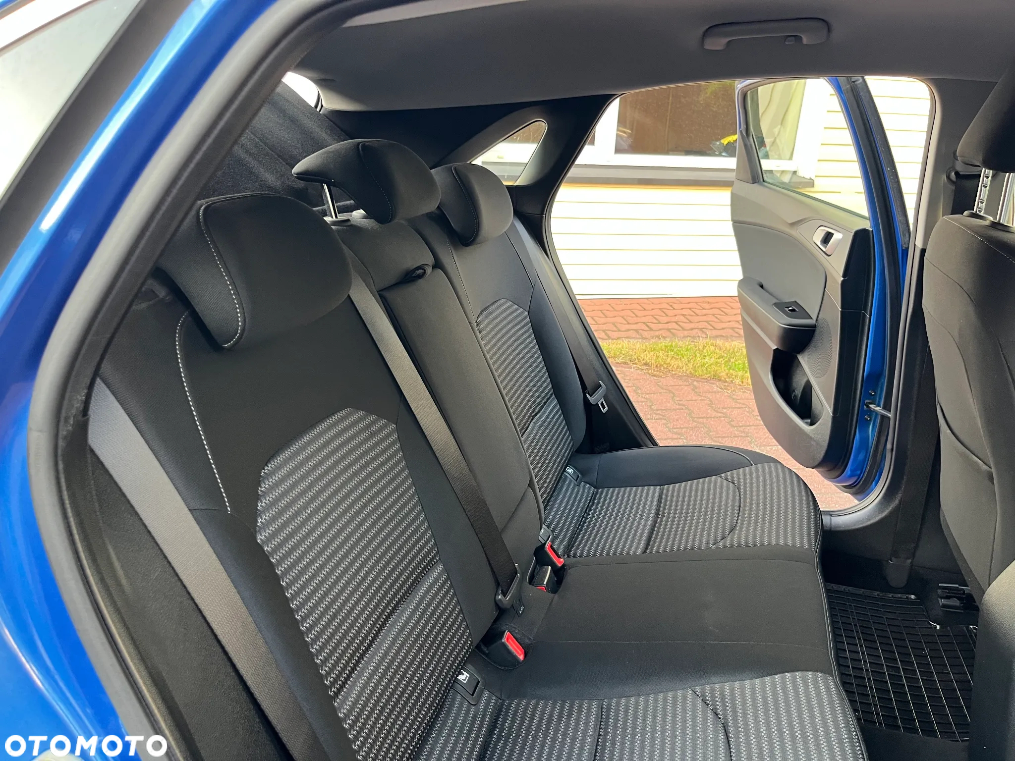 Kia Ceed 1.5 T-GDI M - 21