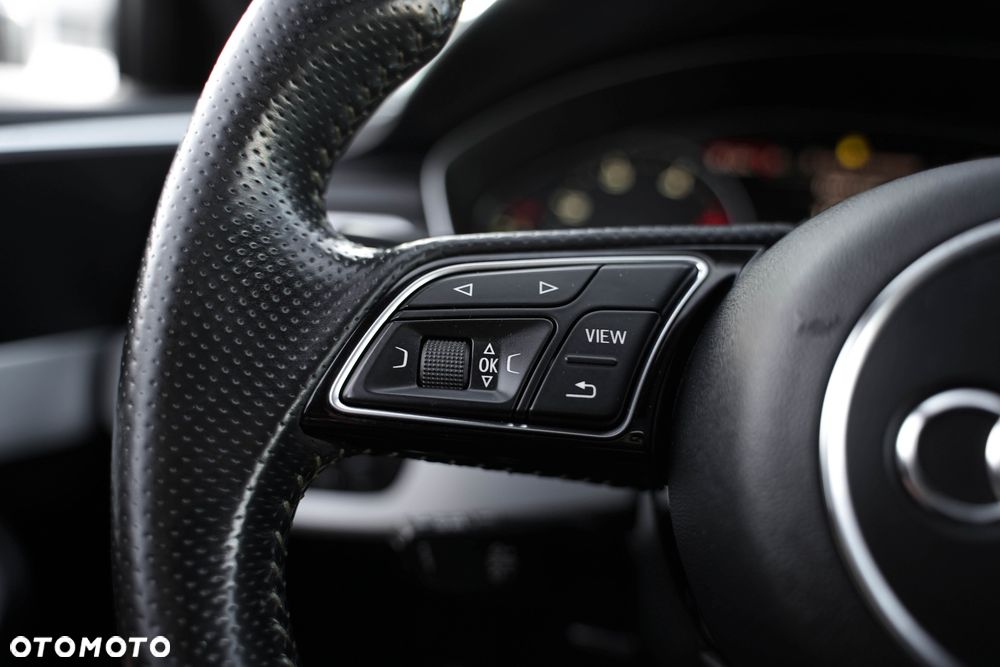 Audi A4 Avant 2.0 TDI Sport S tronic - 31