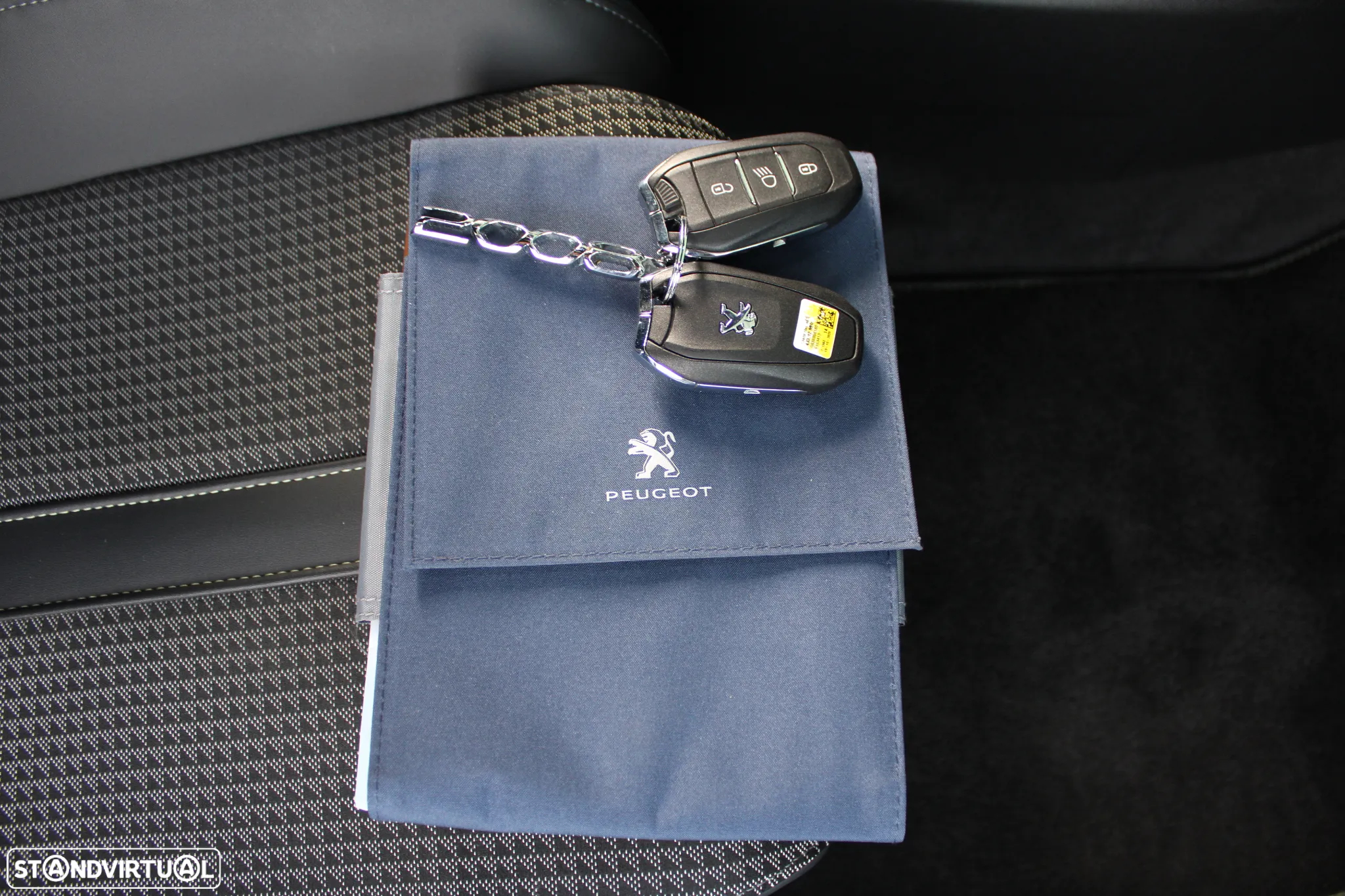Peugeot 2008 1.5 BlueHDi GT Pack EAT8 - 60