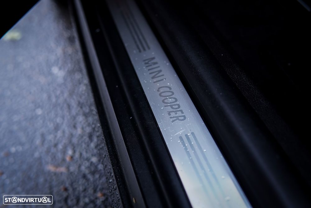 MINI 3 Portas Cooper D - 54