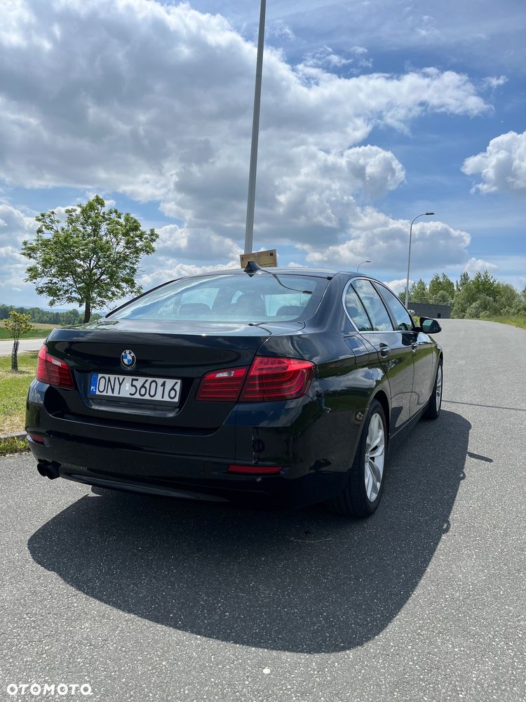BMW Seria 5 518d Luxury Line - 3