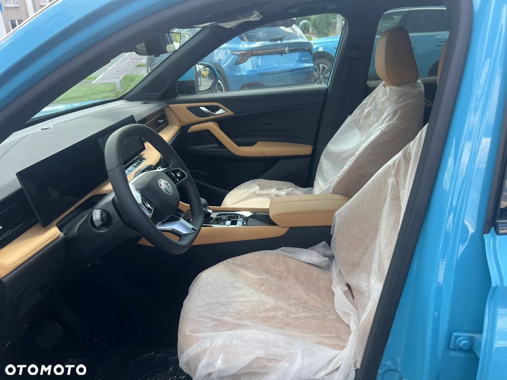 MG HS 1.5 T-GDI Excite DCT - 11