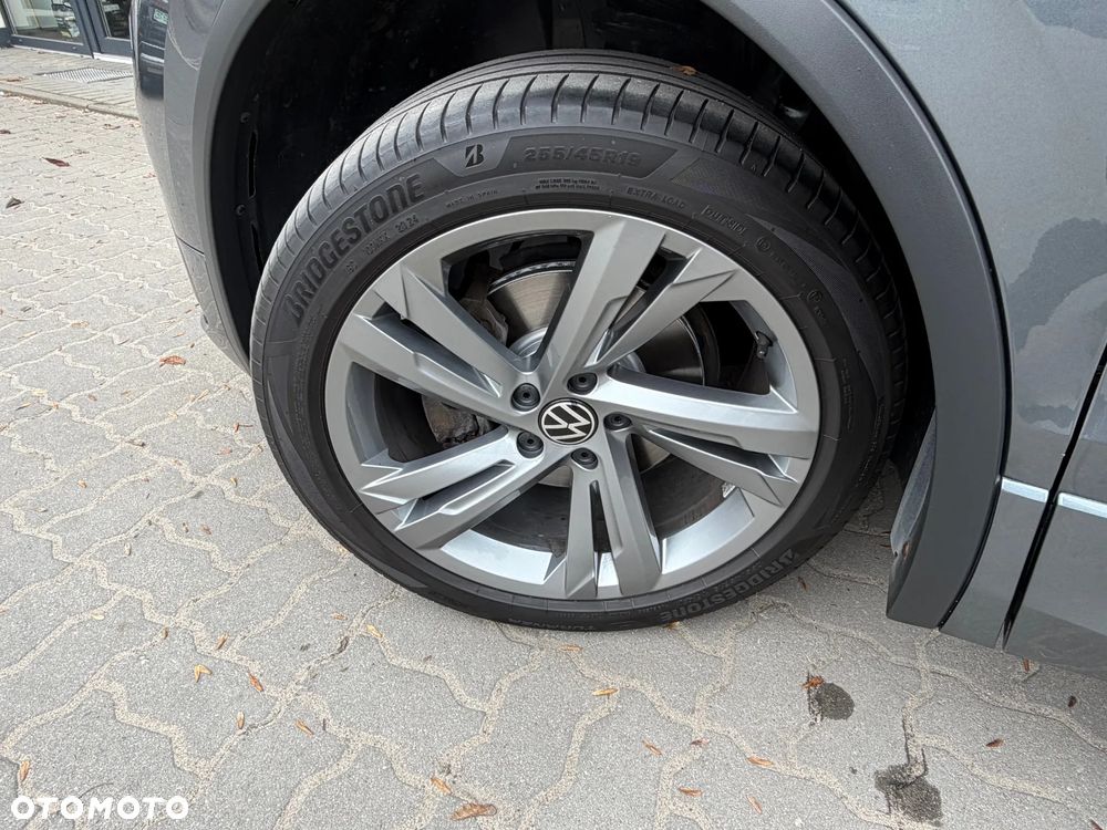 Volkswagen Tiguan Allspace 2.0 TDI SCR 4Motion DSG R-Line - 33