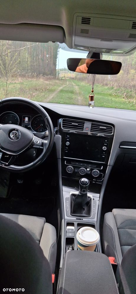 Volkswagen Golf 1.6 TDI BMT Comfortline - 9