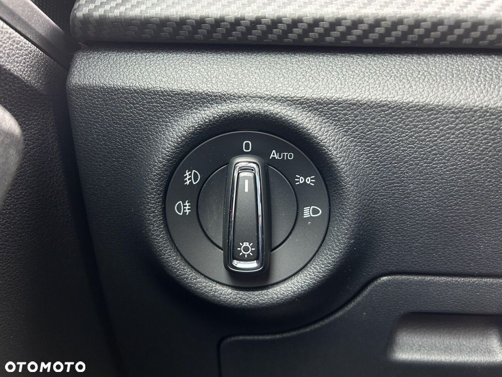 Skoda Kamiq 1.5 TSI Monte Carlo DSG - 24