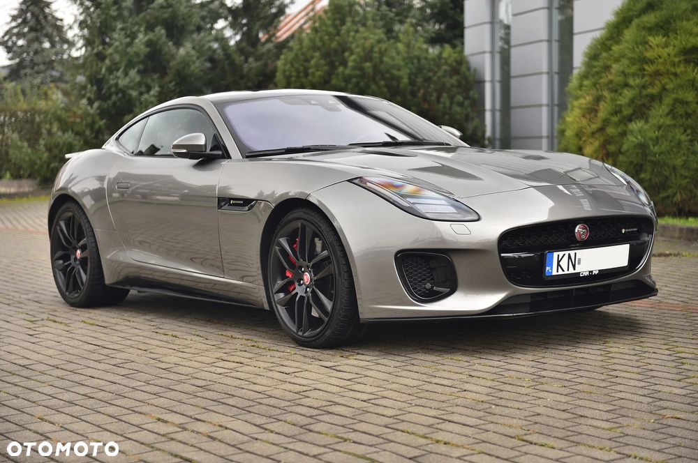 Jaguar F-Type Coupe P300 R-Dynamic - 3