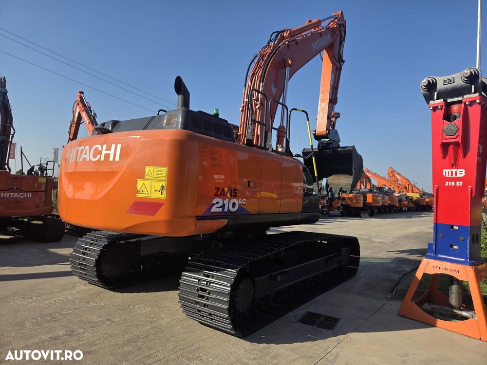 Hitachi ZX210LC-6, 2021, 2.676h, 23,1 tone, CUPLA RAPIDA HIDRAULICA, cupa 1,3mc, 3 pompe hidr, inst picon, camera spate si laterale, antifurt, latime 2,99m, ad sapare 7m, cons mediu 12l/h, lant 90% ok, posibil leasing-STARE CA NOU-PROMOTIE 99.750 Eur+Tva - 1