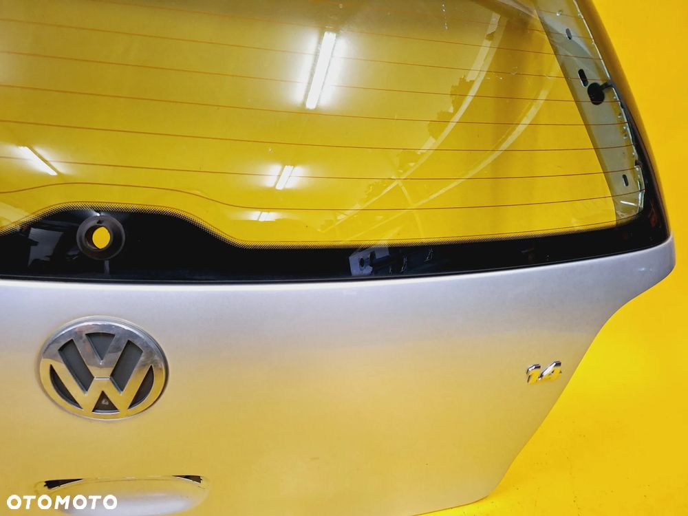 KLAPA TYŁ TYLNA POKRYWA BAGAŻNIKA VW POLO IV 9N HB 5D 01-05 LAK: LA7W NR406 - 6