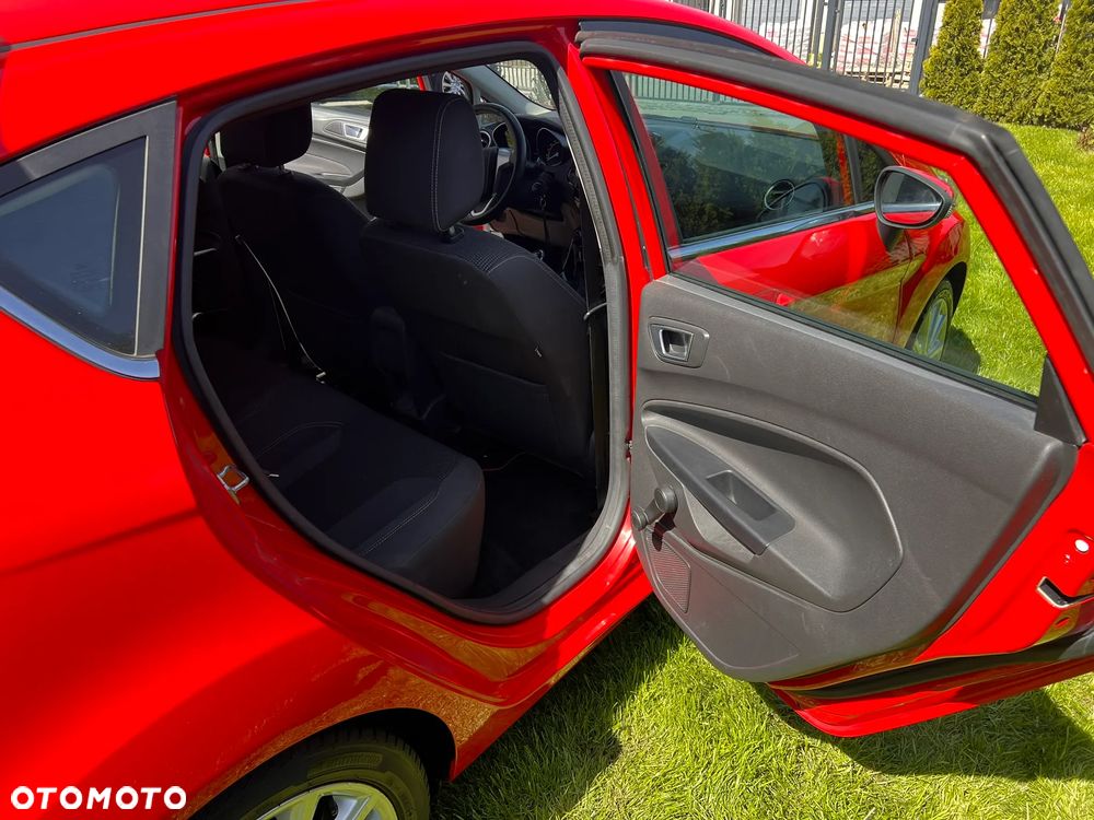 Ford Fiesta 1.5 TDCi Celebration - 19