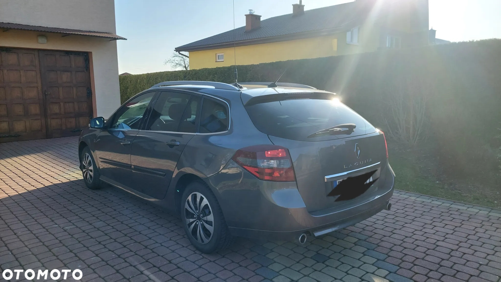 Renault Laguna 2.0 dCi Limited - 9