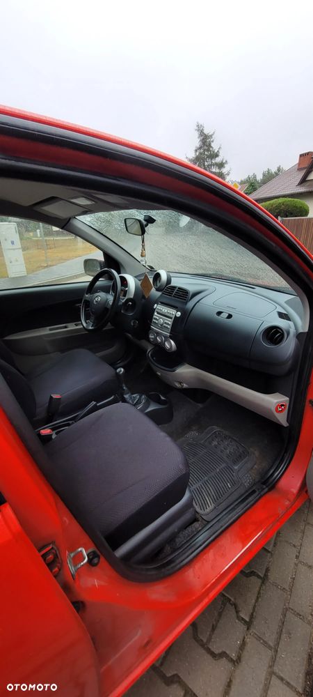 Daihatsu Sirion 1.3 - 27