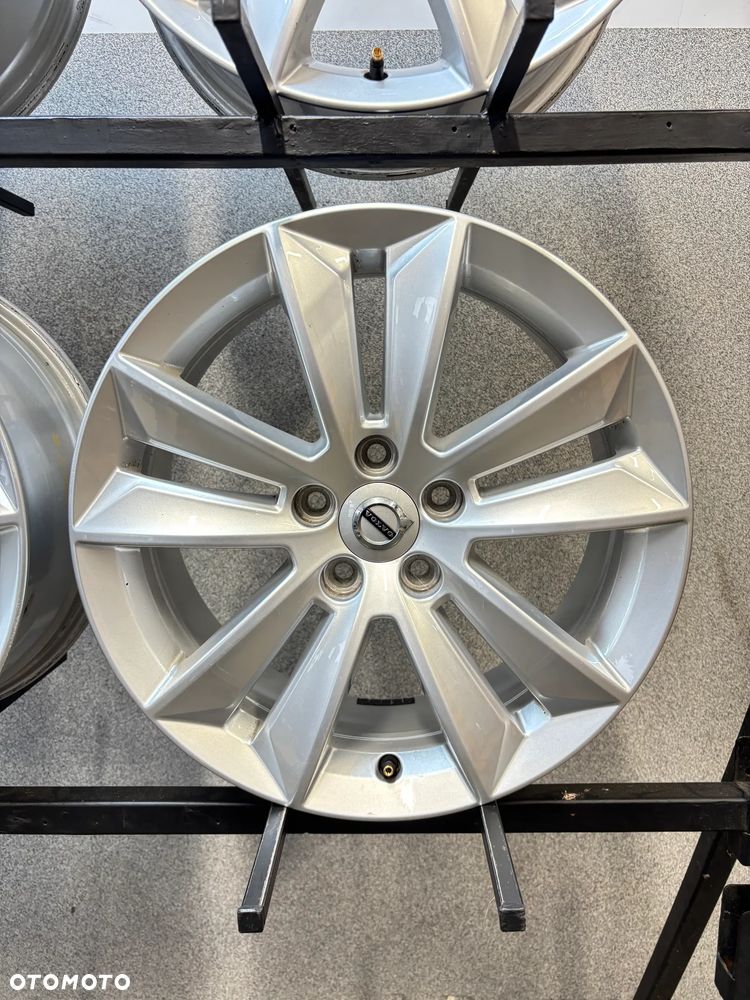 4 Felgi Alu. Volvo S60, V60, V70, 17", 31471309, K3 B400CC - 28