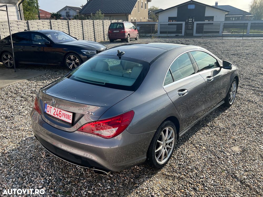Mercedes-Benz CLA - 12