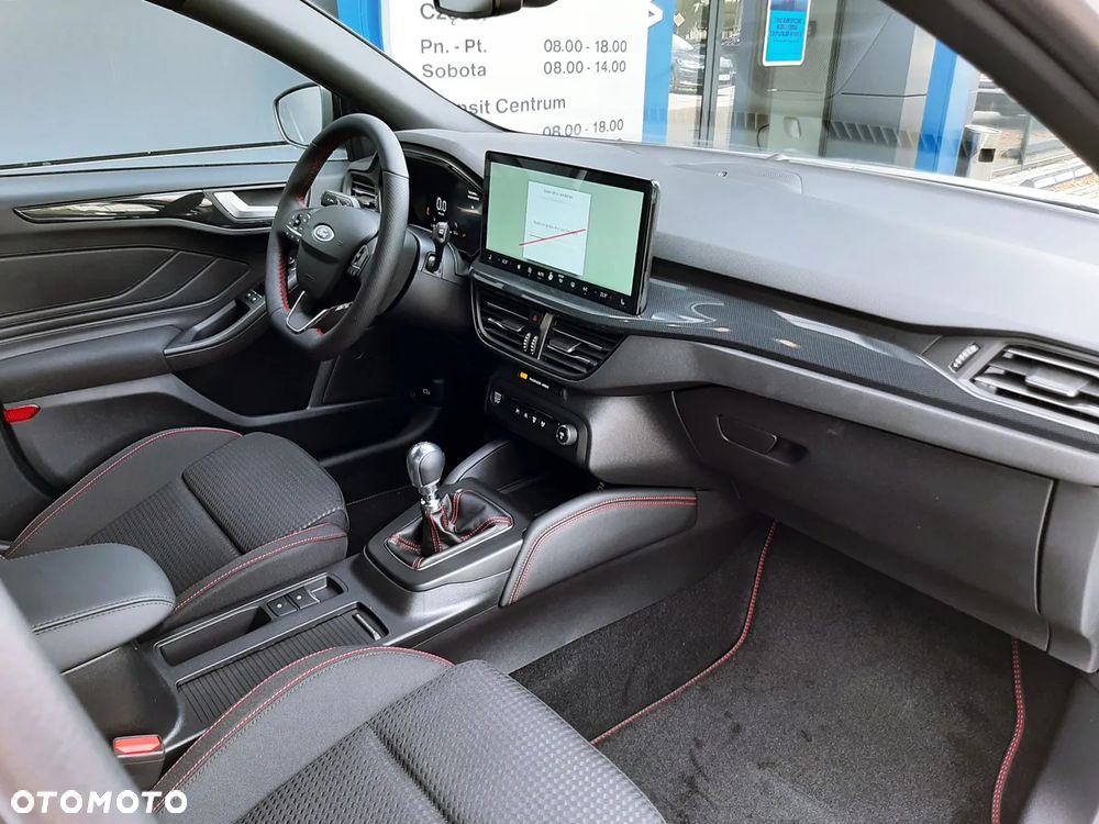 Ford Focus 1.0 EcoBoost ST-Line X - 14