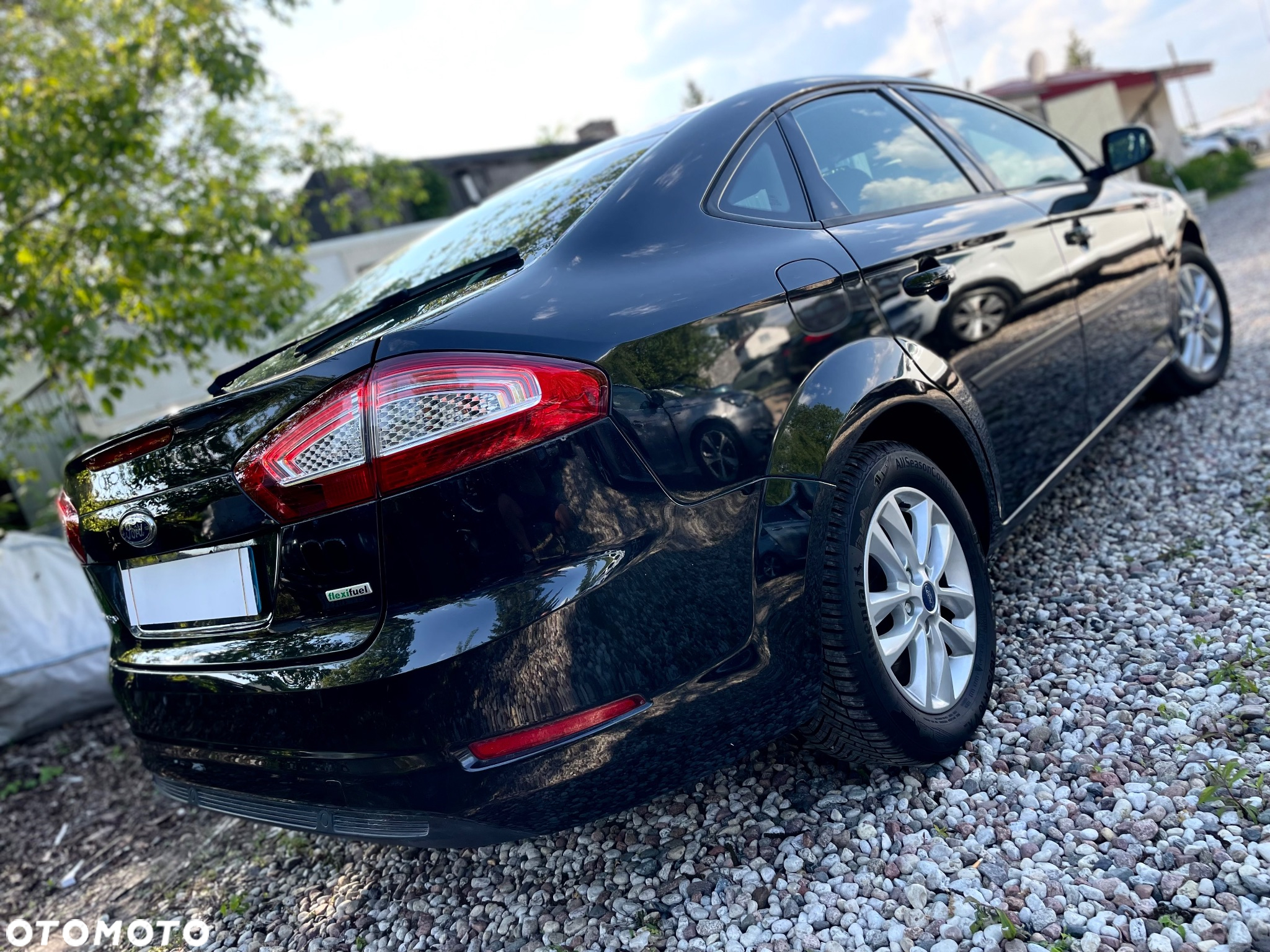Ford Mondeo 2.0 Ambiente - 2