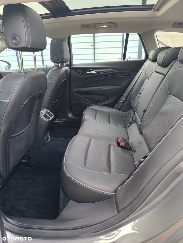 Opel Insignia 2.0 CDTI Exclusive S&S - 23