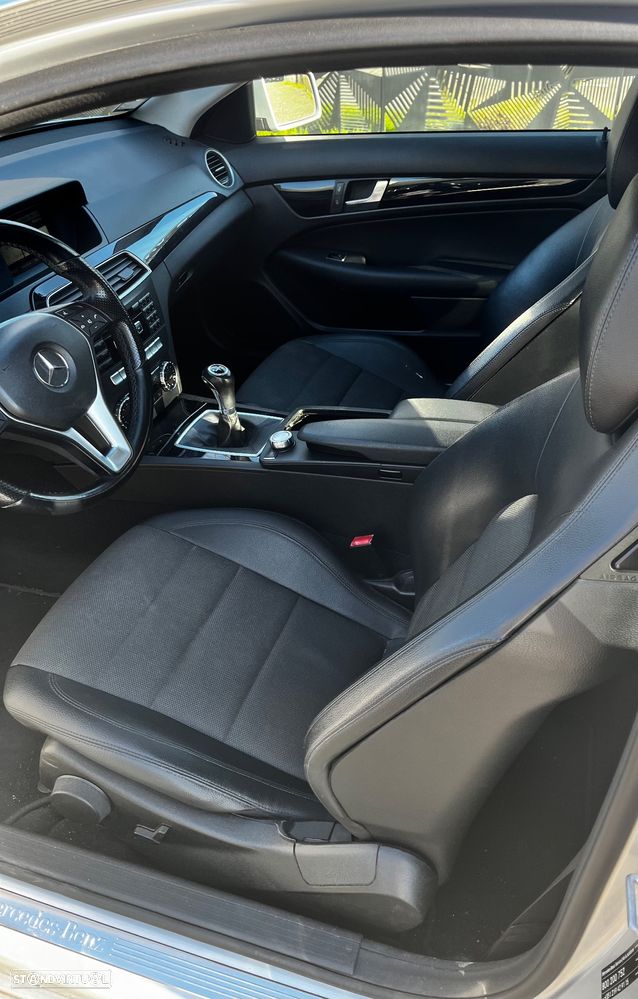 Mercedes-Benz C 250 CDI BE - 12