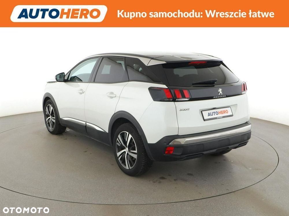 Peugeot 3008 1.2 PureTech GPF Allure S&S EAT8 - 5