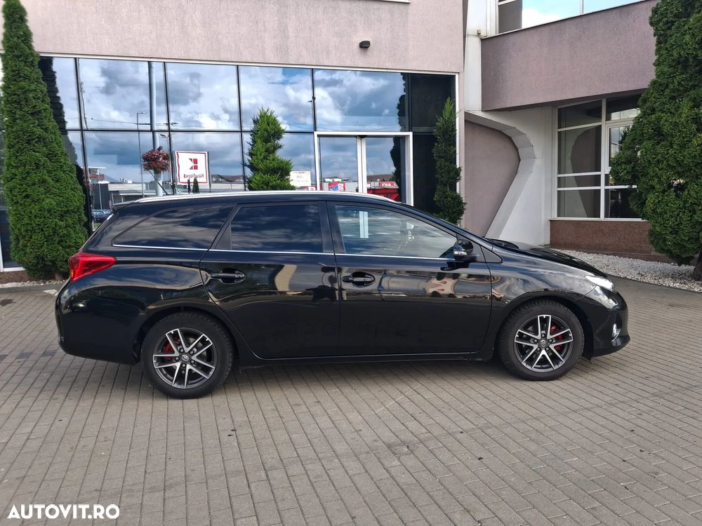 Toyota Auris - 3