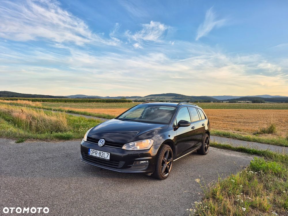 Volkswagen Golf - 2