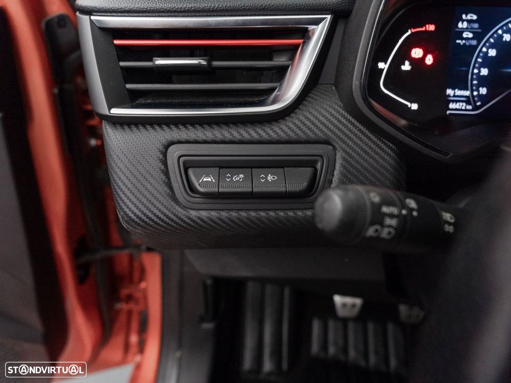 Renault Clio 1.0 TCe RS Line - 17