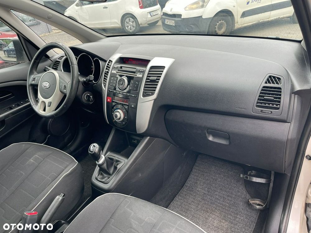 Kia Venga 1.4 CRDi M - 10
