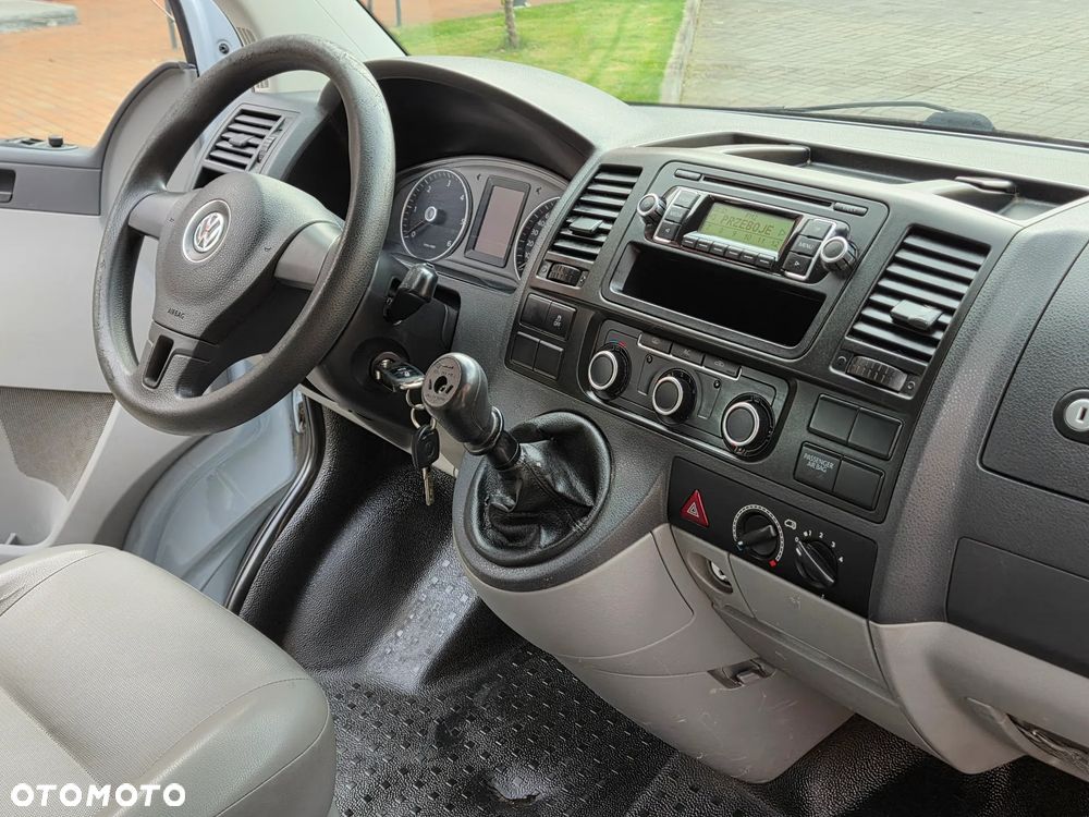 Volkswagen Transporter - 21