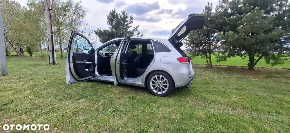 Mercedes-Benz Klasa B 180 7G-DCT Edition 19 - 10